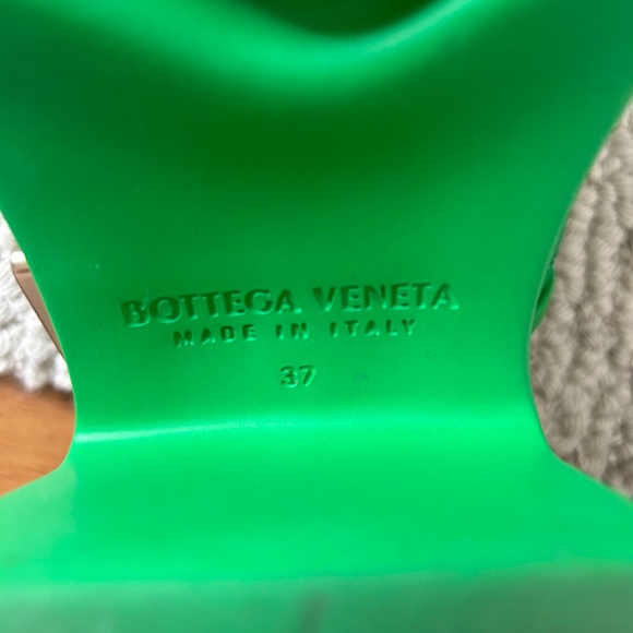 Bottega Veneta Green Flash Sandals - Picture 3 of 4